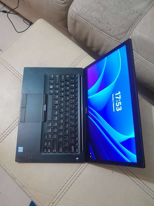 Dell Latitude 7490 Intel Core i7-8650U 8GB DDR4 RAM, 256GB SSD 14" FHD Windows 11 Pro