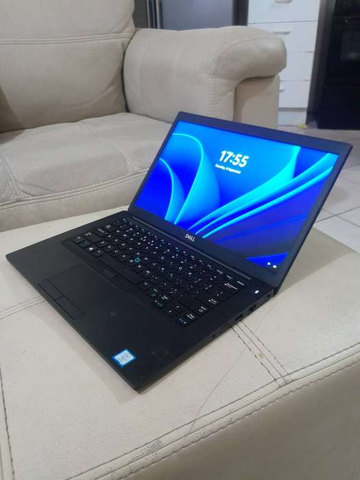 Dell Latitude 7490 Intel Core i7-8650U 8GB DDR4 RAM, 256GB SSD 14" FHD Windows 11 Pro