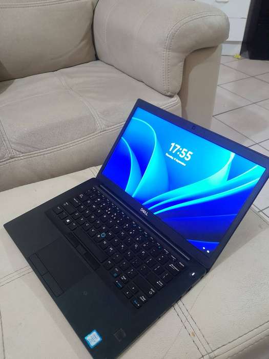 Dell Latitude 7490 Intel Core i7-8650U 8GB DDR4 RAM, 256GB SSD 14" FHD Windows 11 Pro