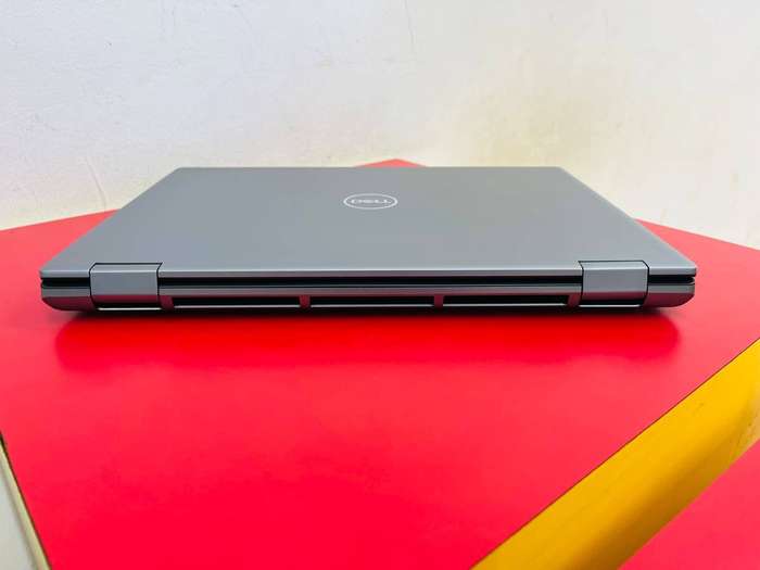 Dell Precision 7670 Workstation Intel Core i9-12950HX (12th Gen) 1TB SSD 64GB DDR5 RTX A3000