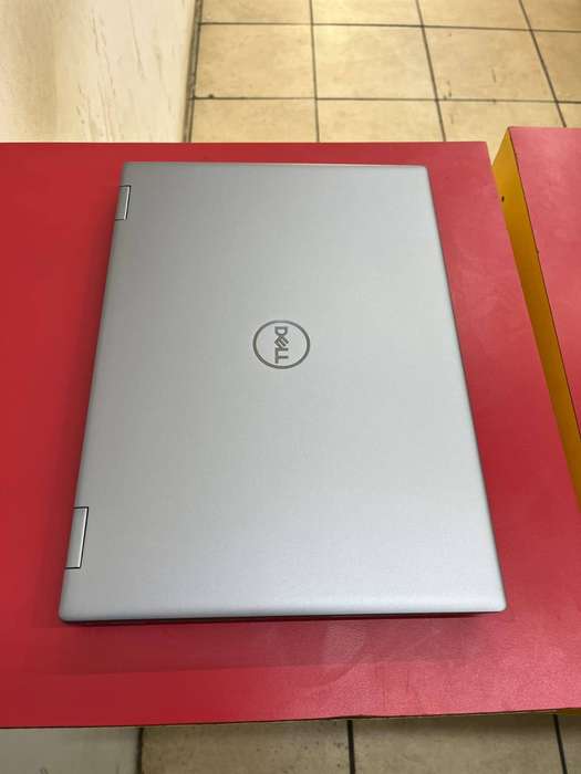 Dell Precision 7670 Workstation Intel Core i9-12950HX (12th Gen) 1TB SSD 64GB DDR5 RTX A3000