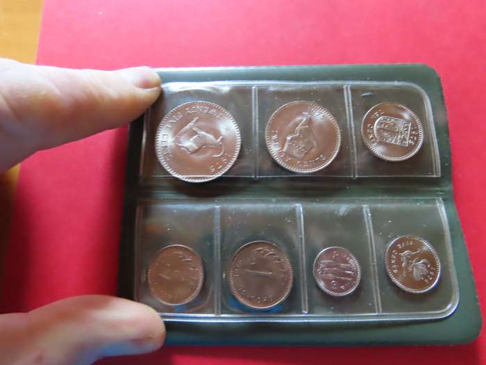 Rhodesia - Coins Of Rhodesia 1975 Set with 1c and 5c 1976 and 2 1/2 cents 1970