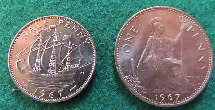 Great Britain - Almost Uncirculated Set all 1967 except 1/- which is 1965