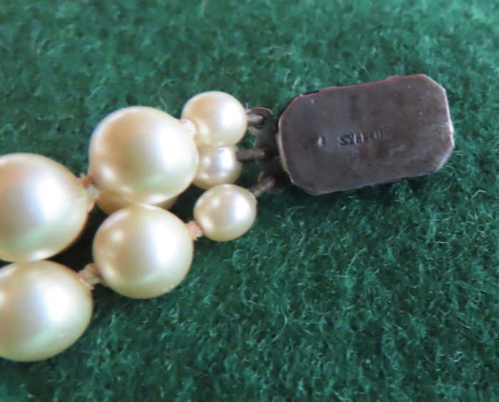 Costume Jewellery - Imitation Pearl Necklace with Silver Clasp