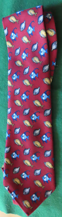 Mantebello - Italy - 100% Silk Tie - Fish