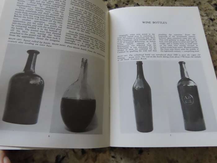 Bottles and Bottle Collecting - A.A.C. Hedges - Shire Album 6