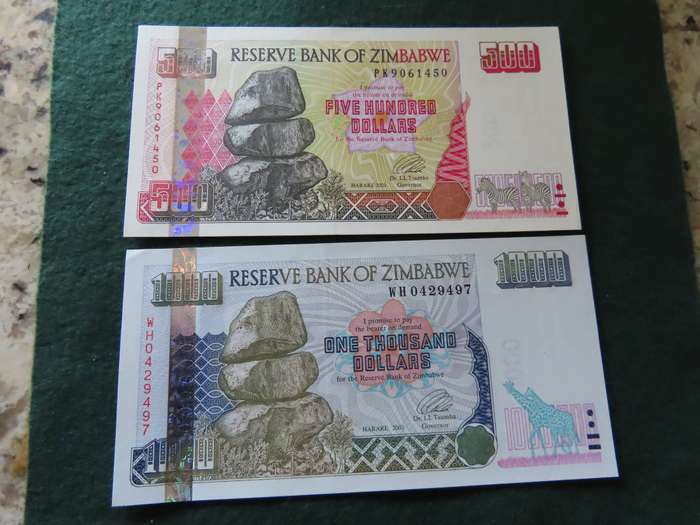 Zimbabwe - Reserve Bank of Zimbabwe - $500 and $1000 2001 Notes UNC