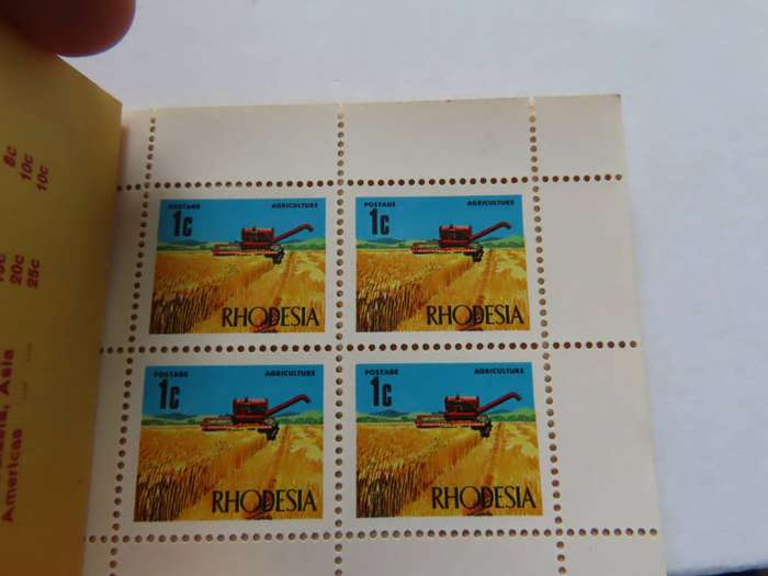 Southern Rhodesia - 1964 Booklet, and 1967 Rhodesia Booklet plus 46c Booklets B and D