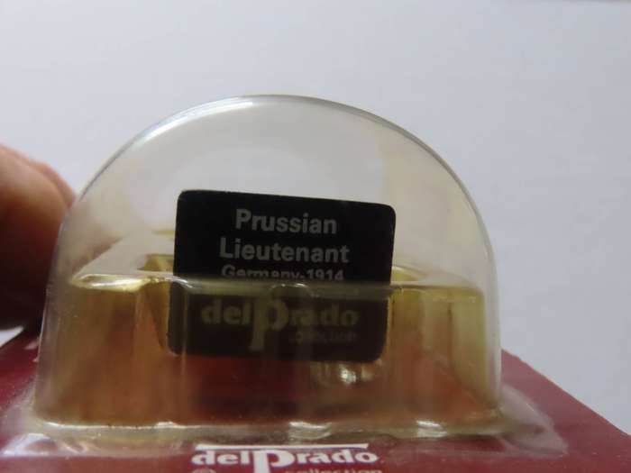 Del Prado - Encased Military Model - Prussian Lieutenant - Germany 1914