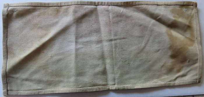 Rhodesia - 2 Flags - 1 Paper Post UDI - 1 Cloth First Election