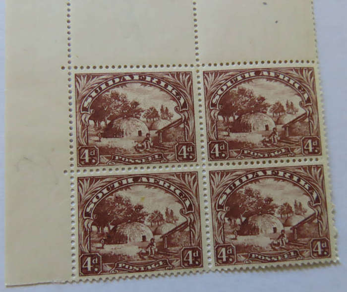 South Africa - 1930-1944 4d Block 4 MNH 2