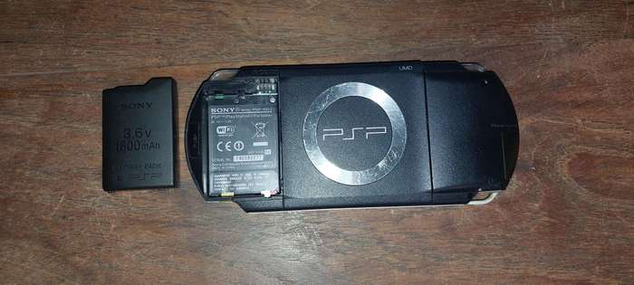 Sony PSP 1000 Bundle