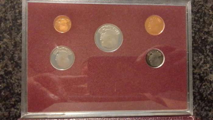 20th Anniversary of the Malawi Reserve Bank 1965 - 1985 Proof Coin Set