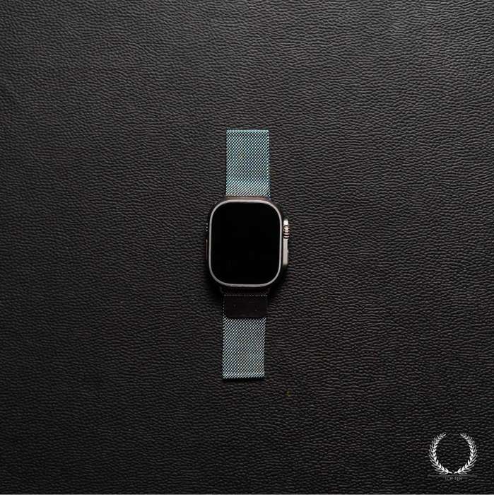 Apple Watch Ultra 2 titanium