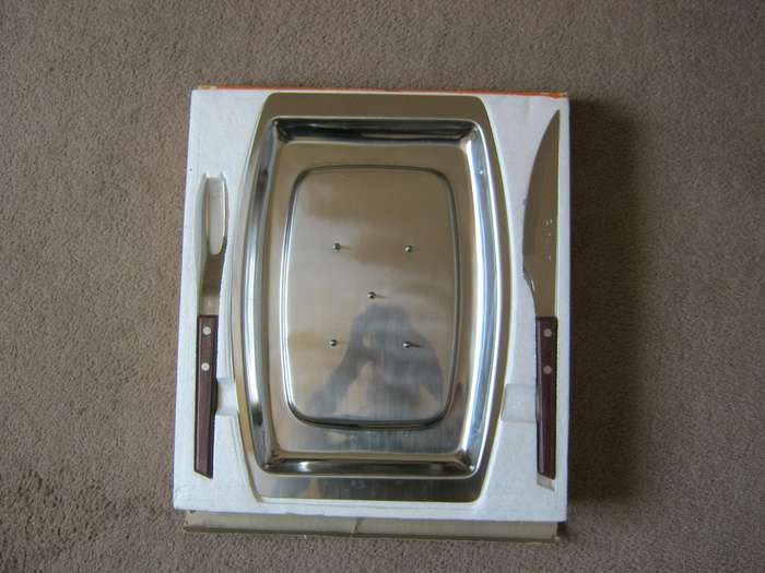 Stainless steel carving set
