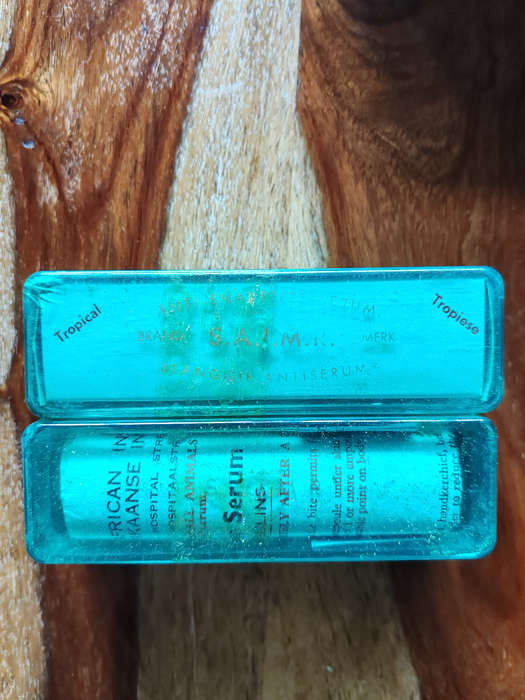 Vintage 1970 S.A.I.M.R. Snake Bite First Aid Tin  Complete with Capsules & Tourniquet