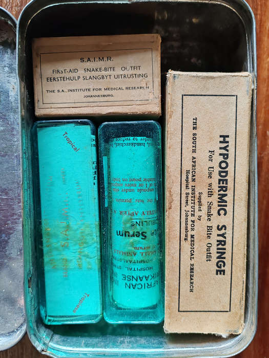 Vintage 1970 S.A.I.M.R. Snake Bite First Aid Tin  Complete with Capsules & Tourniquet