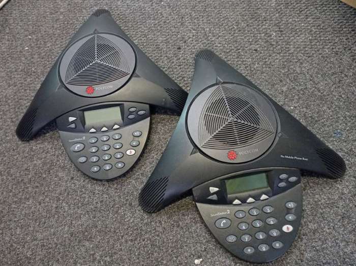 Polycom SoundStation2 - Analog conference phone for up to 10 people