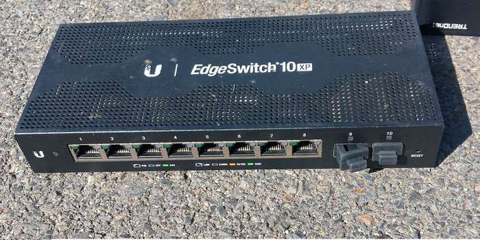 Ubiquiti 10-Port EdgeSwitch 10XP Gigabit Switch with 2 PoE