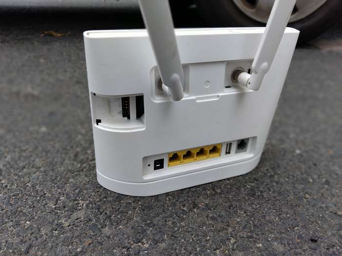 Huawei B315S-936 4G LTE Wifi Modem Router
