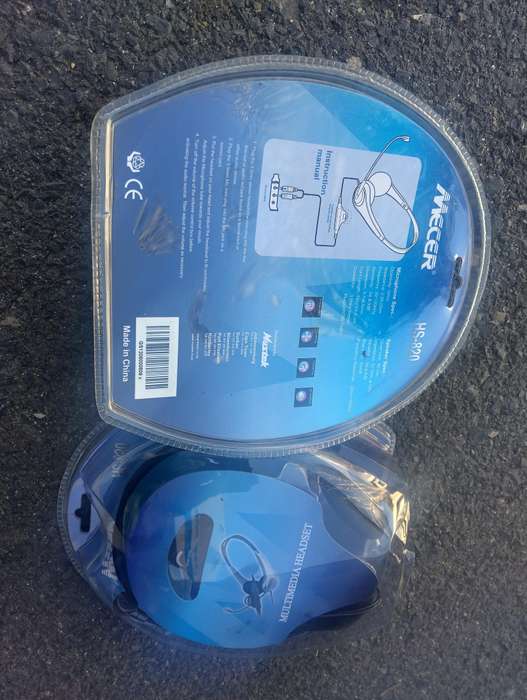 Mecer HS-820 3.5mm Stereo Headphones with Mic Jack