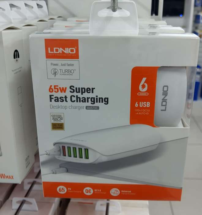 LDNIO 65W Super-Fast Charging Desktop Charger  6 USB ports