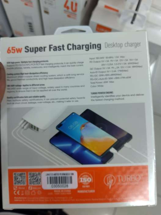 LDNIO 65W Super-Fast Charging Desktop Charger  6 USB ports