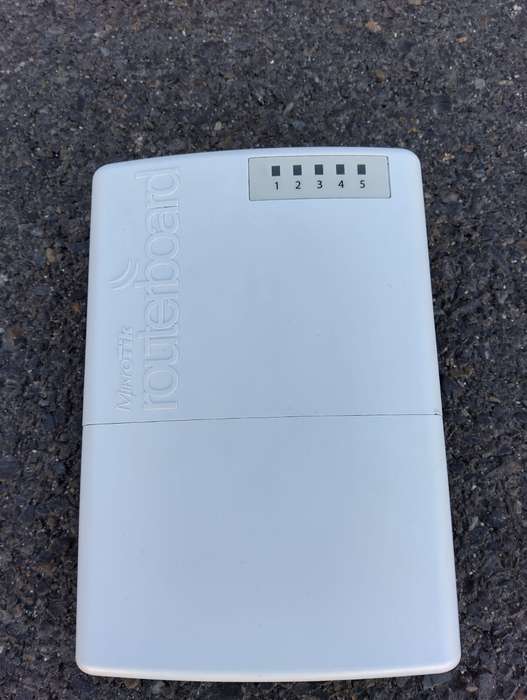 MikroTik 5-Port PowerBox Outdoor PoE Router | RB750P-PBr2