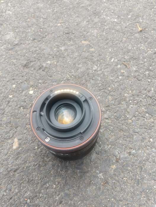 Sony 18-70Mm F/3.5-5.6 Af Dt Standard Zoom Lens