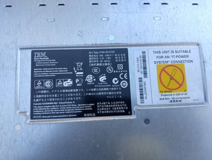 IBM System Storage (2498-B24/24E) 24-Ports External Switch