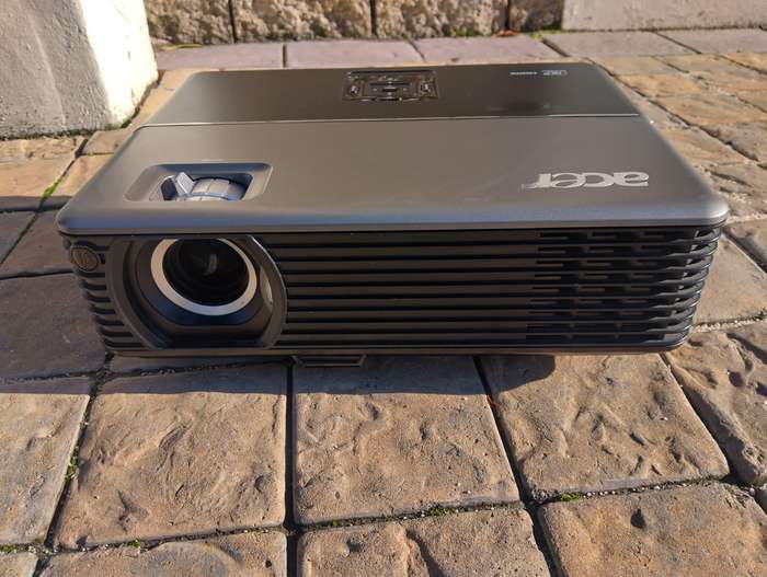 Acer DLP Wireless Projector (P5260i) - WSXGA (1680 x 1050) max. resolution, 2700 ANSI Lumens