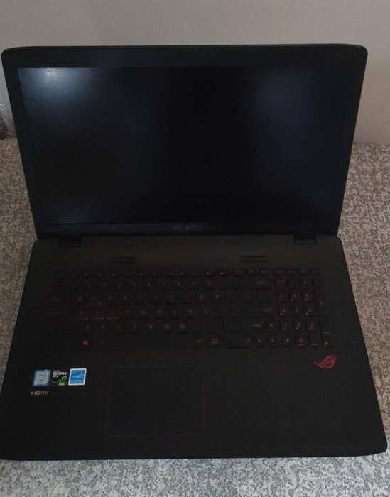 ASUS ROG 17.3" Laptop  i7-6700HQ  GTX 960M  8 GB  256 GB SSD  Grade A