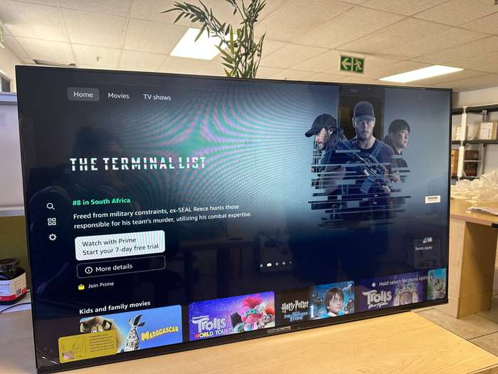 Condere Plus - 43'' FHD LED Smart TV