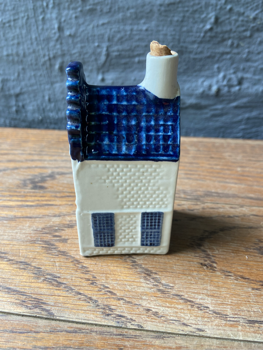 Vintage Blue Delft KLM Miniature House 15 Rynbende Apricot Brandy (empty)