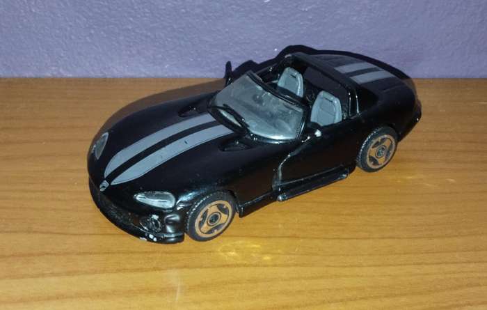 Dodge Viper Rt/10 Burago 1/43 Scale Model