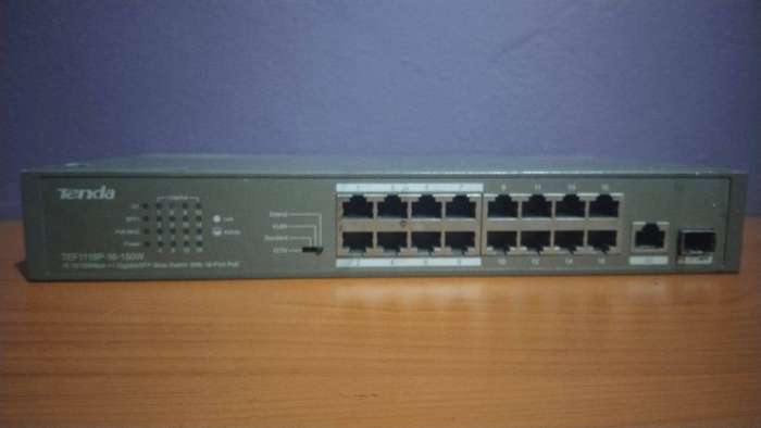 Tenda TEF1118P-16-150W Switch With 16 Port POE