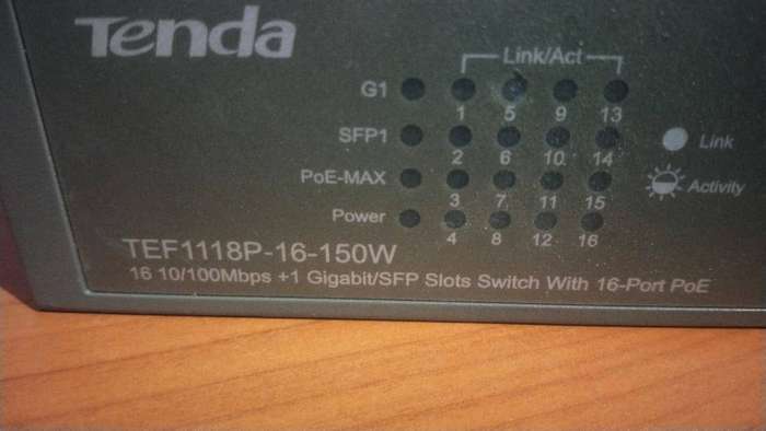 Tenda TEF1118P-16-150W Switch With 16 Port POE