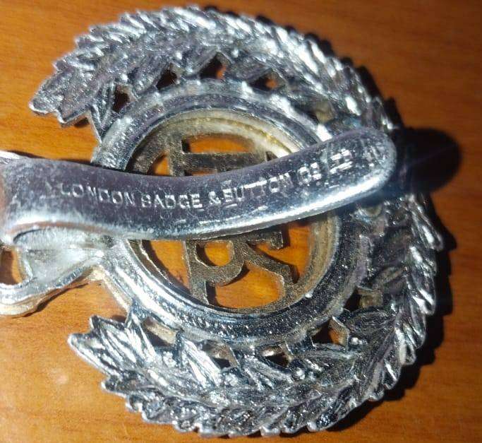 Royal Engineers Beret Cap Badge
