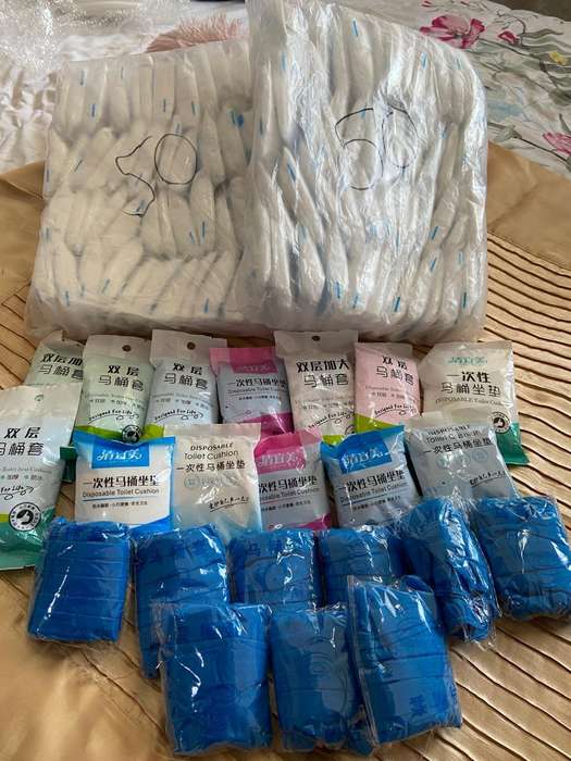 Disposable Toilet Seat Covers, Lot 9 Of 13
