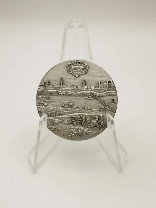 Alt Mannheim Medaillen-Serie  Limited Edition 3 Silver Medals in Original Case (999 Silver)