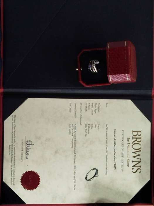Browns Diamond & Gemstone Ring Set  Certified 9ct White Gold
