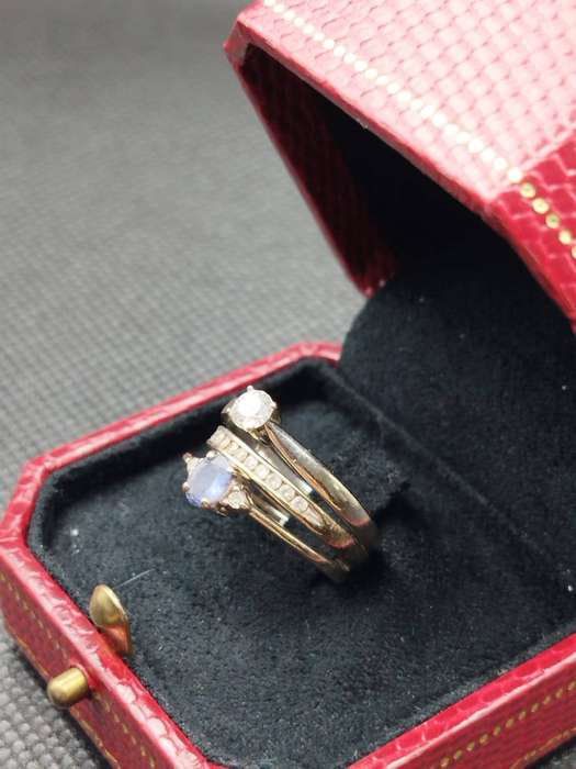 Browns Diamond & Gemstone Ring Set  Certified 9ct White Gold