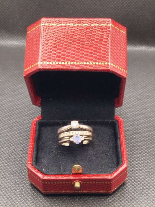 Browns Diamond & Gemstone Ring Set  Certified 9ct White Gold