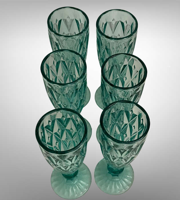 Set of 6 Green Champagne Flutes | 300ml Diamond Pattern Pressed Glass | Vintage Style | Used