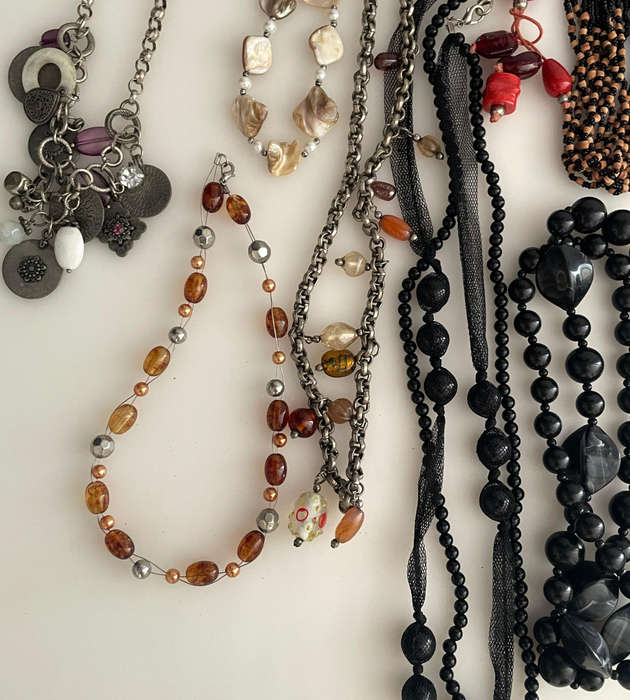 Bulk Lot of 26+ Vintage Costume Jewelry Necklaces - Mixed Style