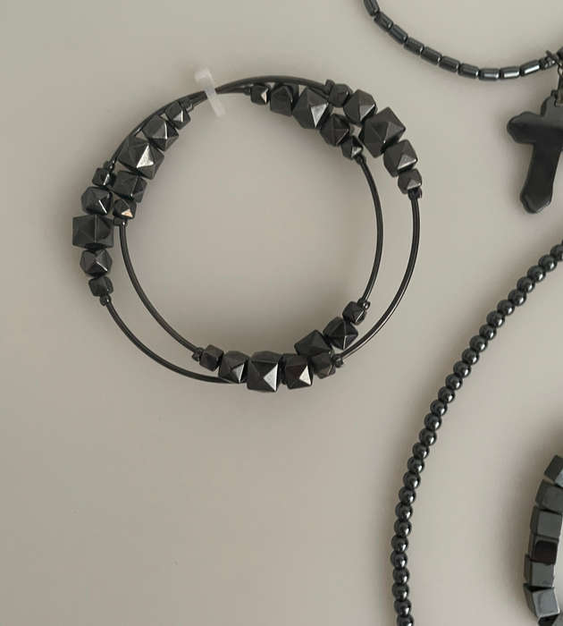 12-Piece Vintage Jewelry Set: Hematite Necklaces & Bracelets with Gunmetal Accents