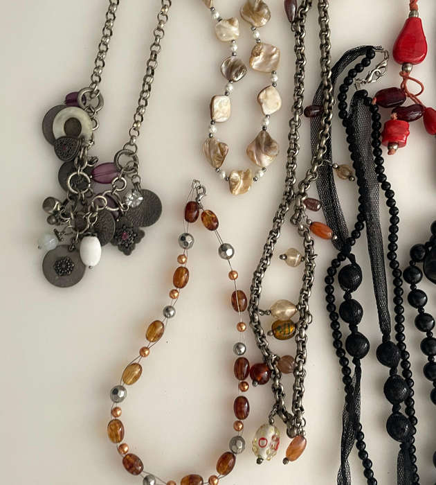 Bulk Lot of 26+ Vintage Costume Jewelry Necklaces - Mixed Style