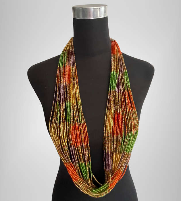 Original Abacus 32-Strand Traditional Zulu Hand-Beaded Necklace  372g  52cm Length (#AB1)