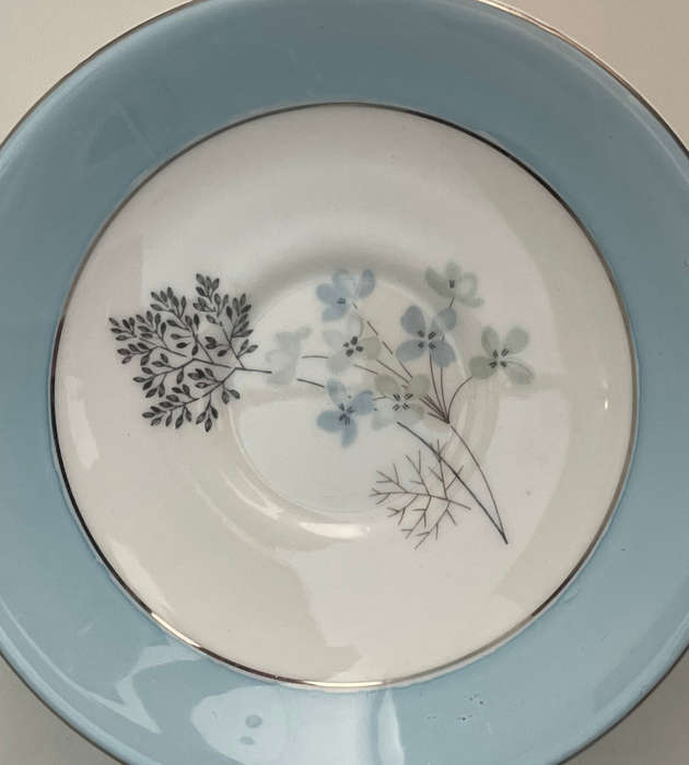 Vintage Sevron Blue Lace Royal Standard Fine Bone China Cups & Saucers Set (1950s-70s) - Made in Eng