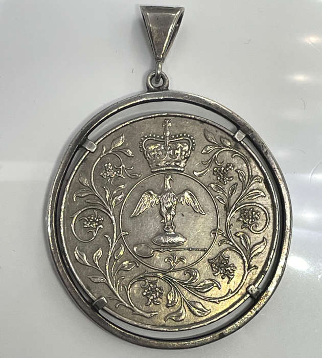 1977 Queen Elizabeth II Coin Pendant  35g, Marked Silver  Large 60mm Statement Piece